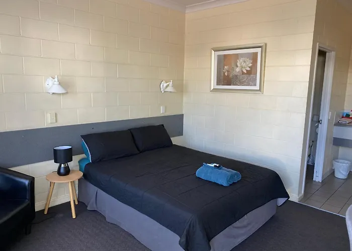 Central Point Motel