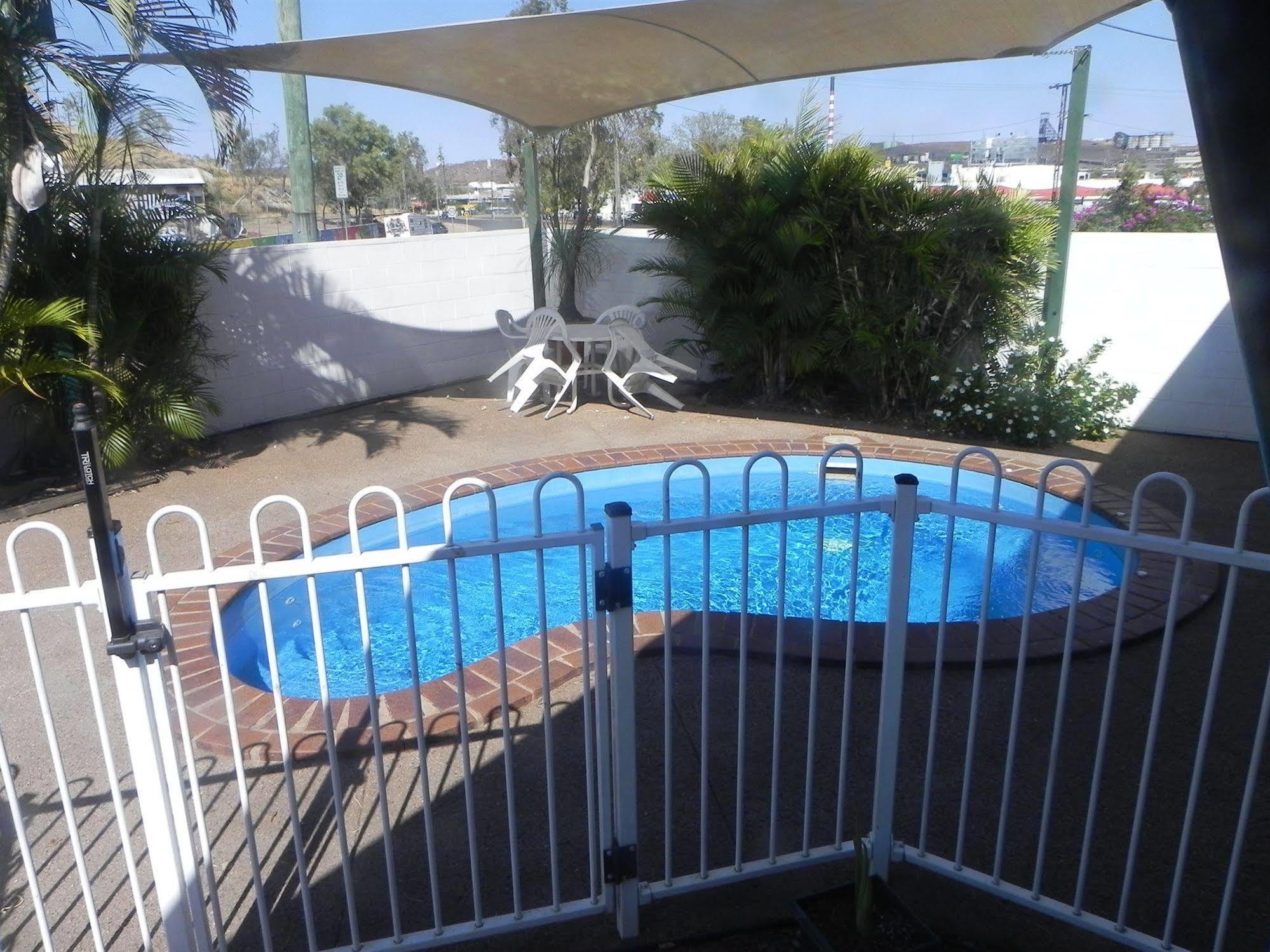 Motel Point 3*