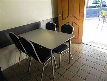 Point 3* Mount Isa
